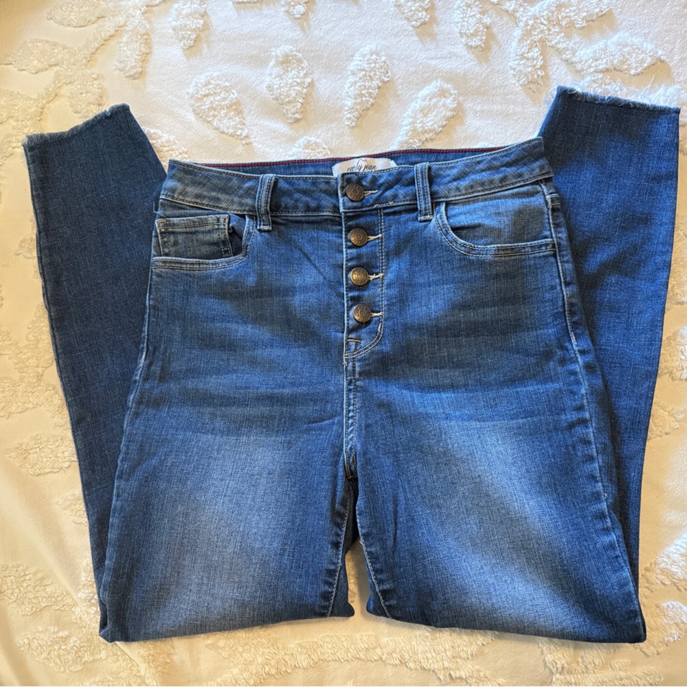 Carly Jean Los Angeles Button Fly Jeans